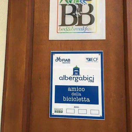 住宿加早餐酒店 Bellavista Bike Stop 3*